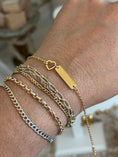 Load image into Gallery viewer, Single Heart Bar Bracelet