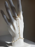 Load image into Gallery viewer, Gold & Pearls Handchain
