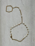 Load image into Gallery viewer, Gold & Pearls Handchain

