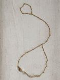 Load image into Gallery viewer, Simple Bead Handchain
