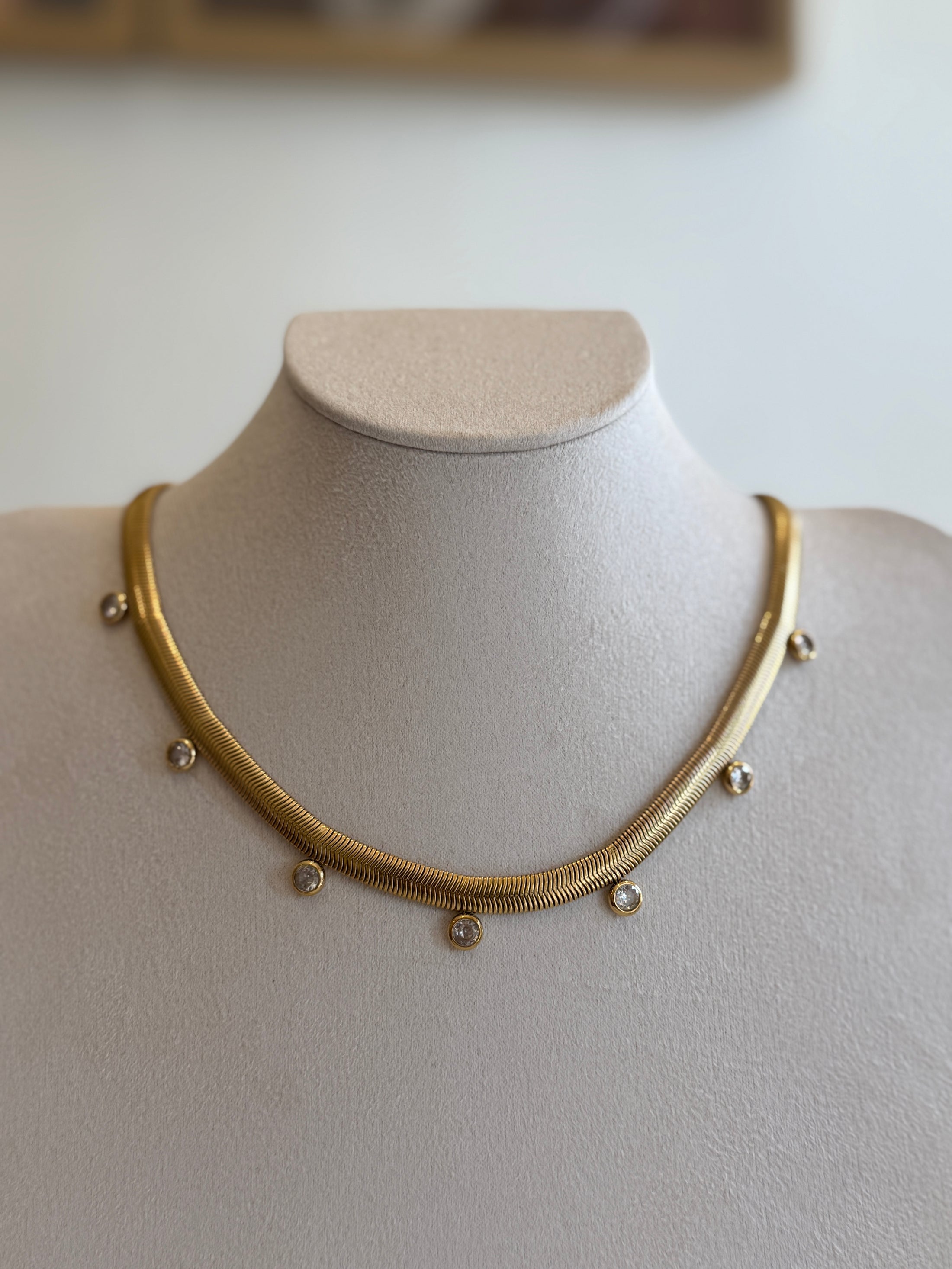 Rae Necklace