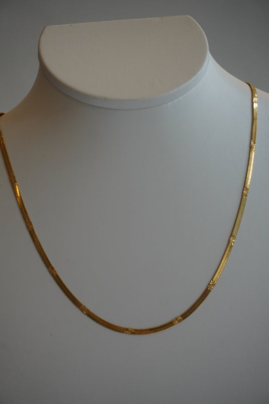 Starburst Herringbone Chain