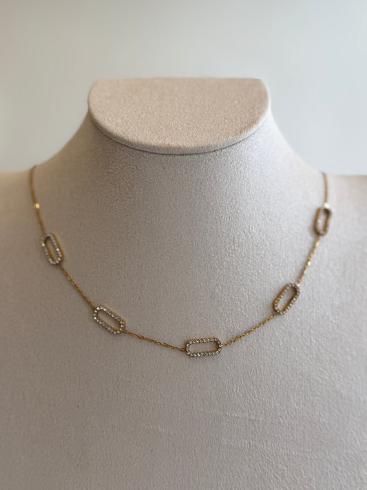 Evi Necklace