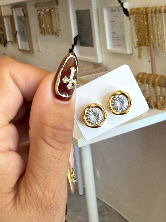 Round CZ Studs