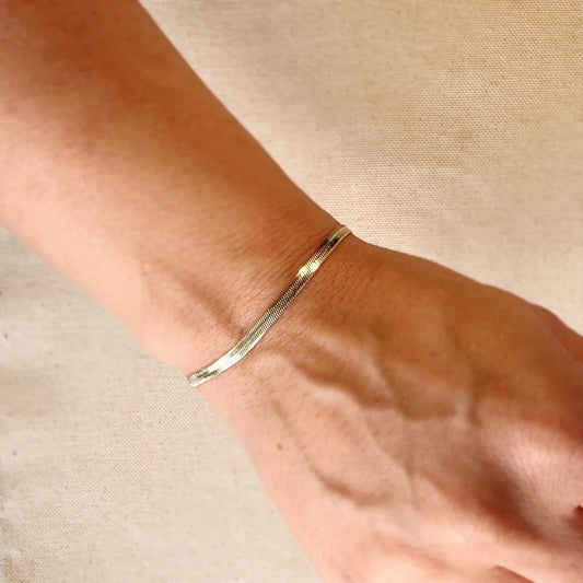 Dainty HerringBone Bracelet