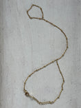 Load image into Gallery viewer, Simple Bead Handchain
