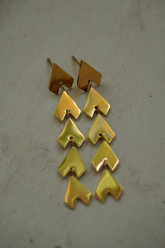 Dangling Hearts Earrings