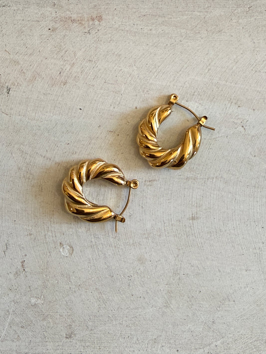 Croissant Small Hoops