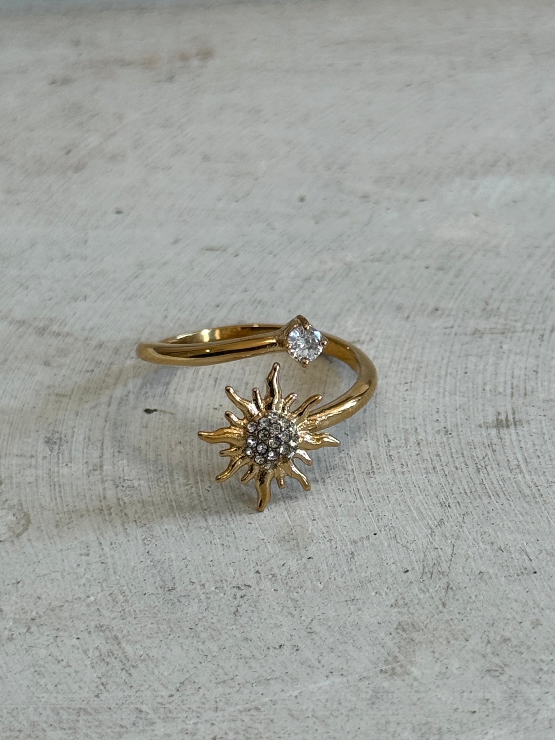 Estrella Ring