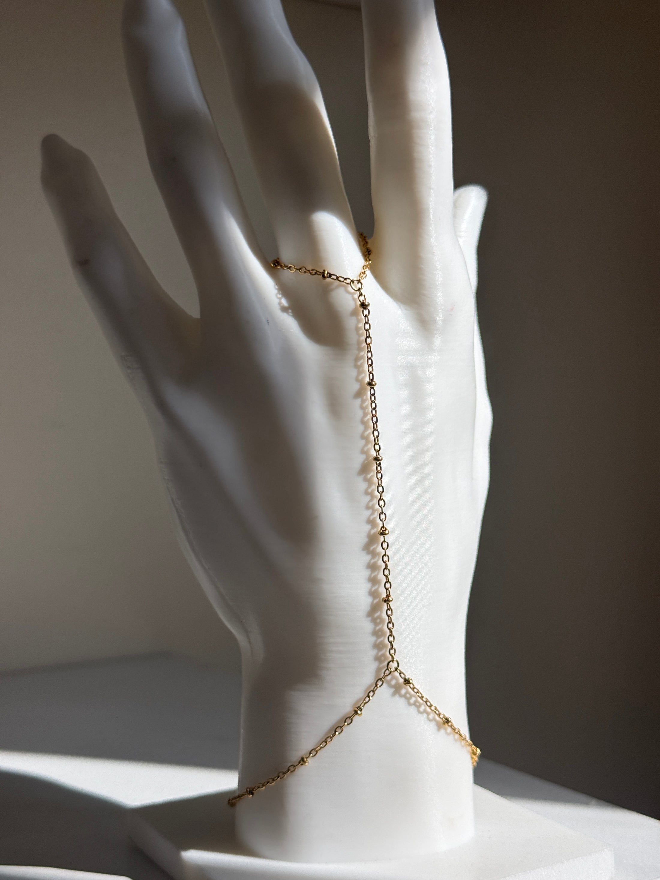 Simple Bead Handchain